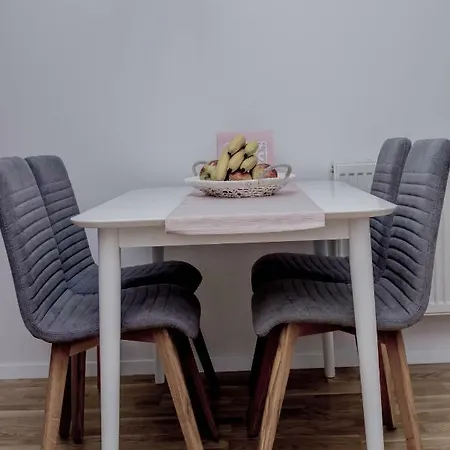 Break Apartment